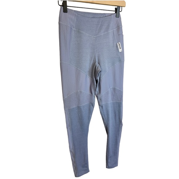 Gymshark True Texture Leggings - Picture 4 of 11